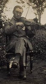 John Murdoch Henderson playing the fiddle