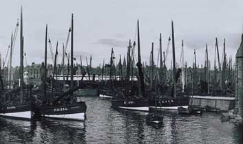 Peterhead South Harbour, late 1800s (Arbuthnot Museum)